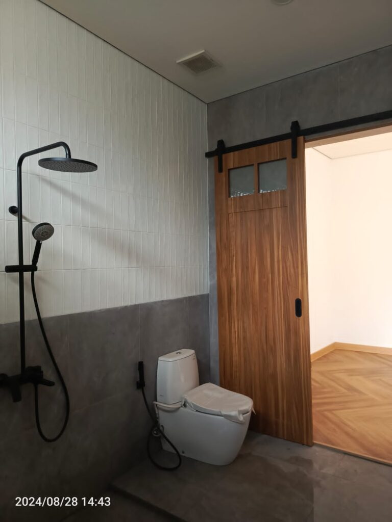 WhatsApp Image 2025-03-18 at 12.32.21 (2)